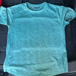 REI Women’s lightweight athletic top base layer, Green teal, size M